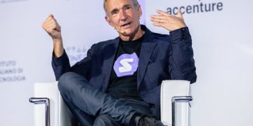 Tim Berners-Lee launches ‘contract for the web’ to fix the internet