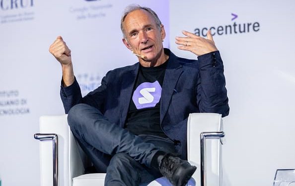 Tim Berners-Lee launches ‘contract for the web’ to fix the internet