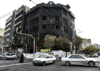 As internet restored, online Iran protest videos show chaos