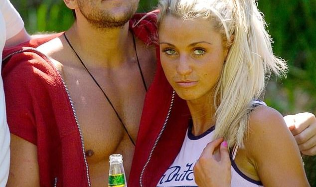 Peter Andre still talks to Katie Price, despite former model branding him the 'worst person ever' Peter Andre still talks to Katie Price, despite former model branding him the ‘worst person ever’