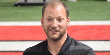 Texas hires Mike Yurcich as offensive coordinator