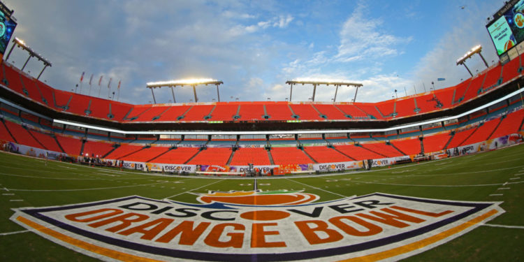 Vegas Computer Predicts The Biggest Blowout Of Bowl Season Vegas Computer Predicts The Biggest Blowout Of Bowl Season