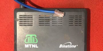 NEET aspirants in J&K face difficulty filling online form due to internet ban: Report