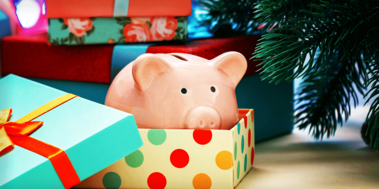 Christmas Shopping on a Budget: 11 Tips - Stock Market - Business News, Market Data, Stock Analysis Christmas Shopping on a Budget: 11 Tips – Stock Market – Business News, Market Data, Stock Analysis