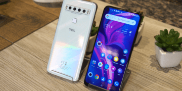 TCL Tips Sub-$500 Smartphones for the US | News & Opinion