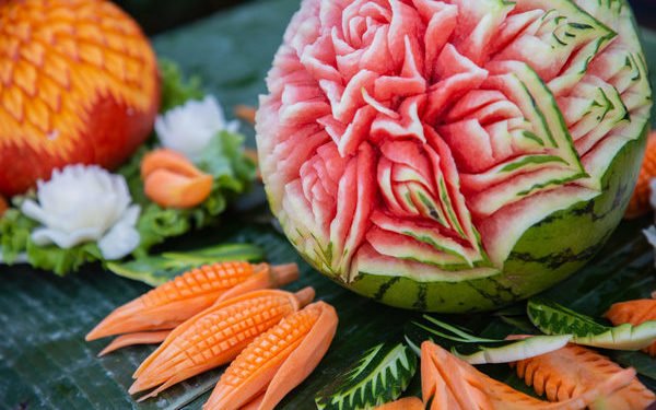 thai fruit carving