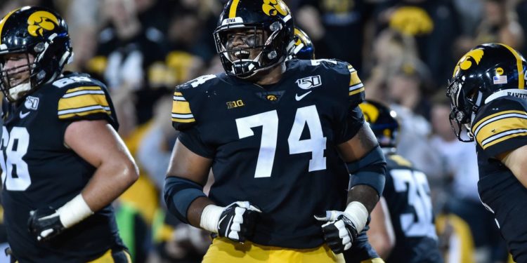 Los Angeles Chargers draft options: Tristan Wirfs Los Angeles Chargers draft options: Tristan Wirfs