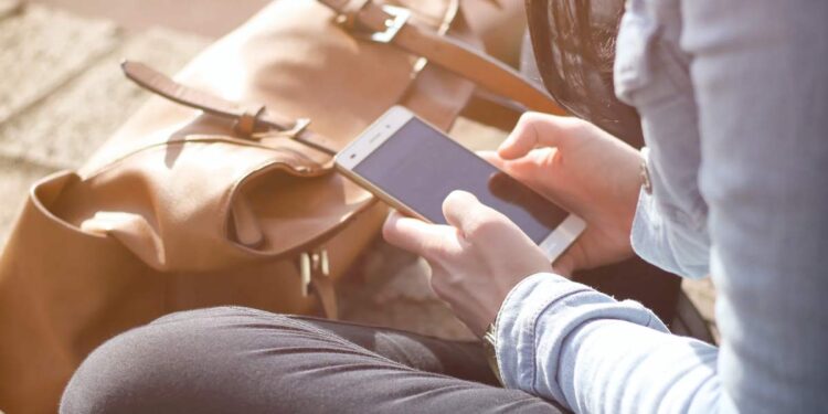 WARC Report Highlights Increasing Importance of Social Commerce for Brands WARC Report Highlights Increasing Importance of Social Commerce for Brands