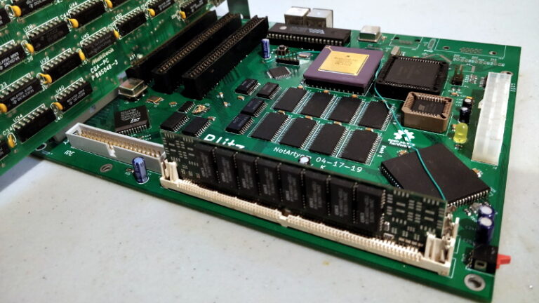 Homebrew 68K Micro-ATX Computer Runs Its Own OS