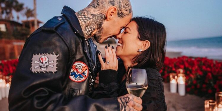 Oval engagement rings are the next big thing. Kourtney Kardashian will agree