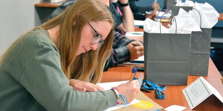 Getting a kickstart; Program offers practical advice on starting own business | Community