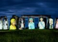 Queen Elizabeth’s portraits light up Stonehenge ahead of Platinum Jubilee. Internet is not impressed Queen Elizabeth’s portraits light up Stonehenge ahead of Platinum Jubilee. Internet is not impressed