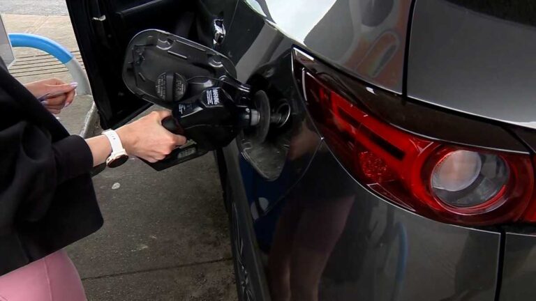 AAA tips to help Mass. residents save money on summer trips