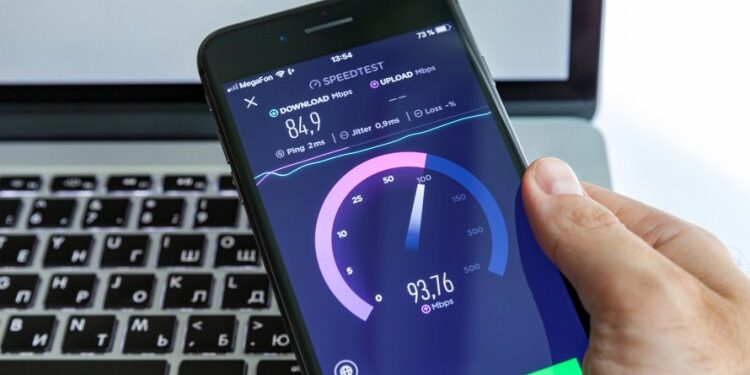 Fixed, Mobile Internet Speeds Decrease Further in November Fixed, Mobile Internet Speeds Decrease Further in November