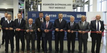 Domestic Branding Move in Elevator