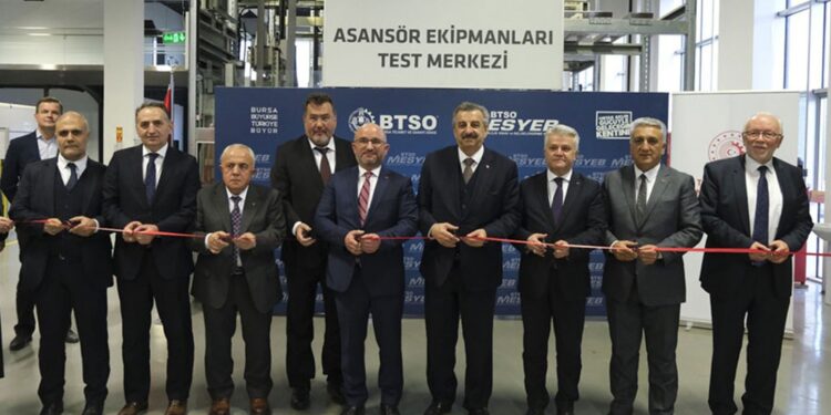 Domestic Branding Move in Elevator