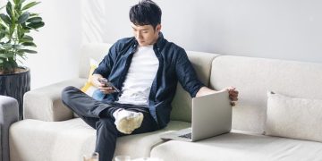 Best Online Brokers For Beginners of March 2024 – Forbes Advisor