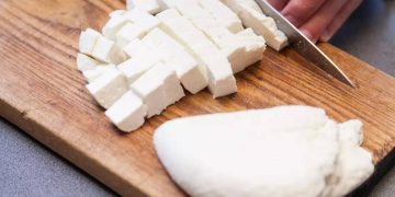 Tips to recognize fake paneer at home