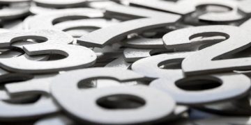 Top Call Center Statistics to Know in 2024