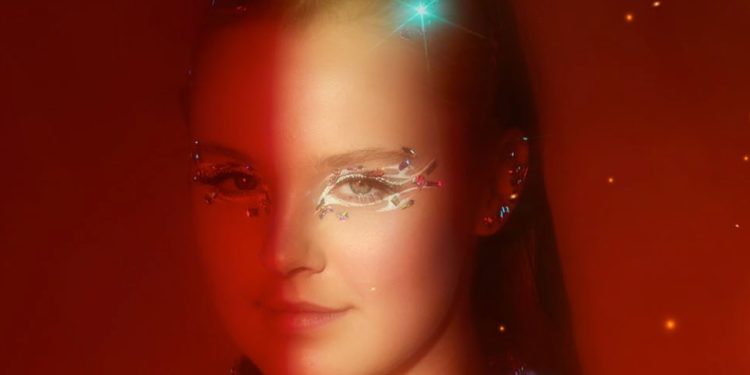 JoJo Siwa Thinks She’s Invented ‘Gay Pop’ and The Internet Has Thoughts JoJo Siwa Thinks She’s Invented ‘Gay Pop’ and The Internet Has Thoughts