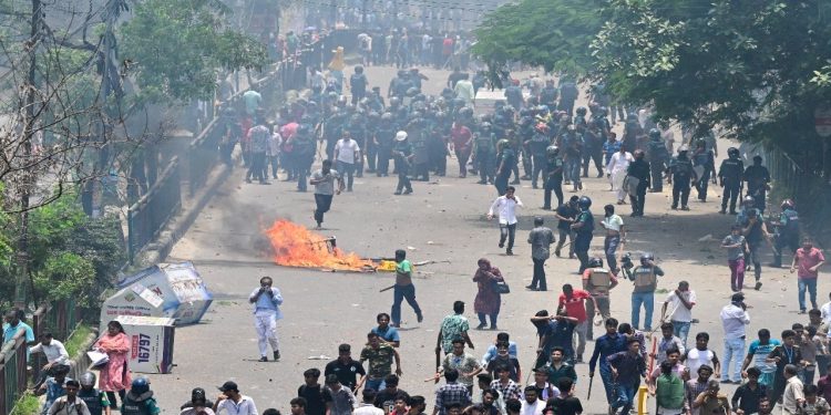 Bangladesh restores internet as students call off job-quota protests